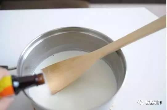 布丁製作過程（焦糖巧克力抹茶三種味道） 熱愛美食 第3张
