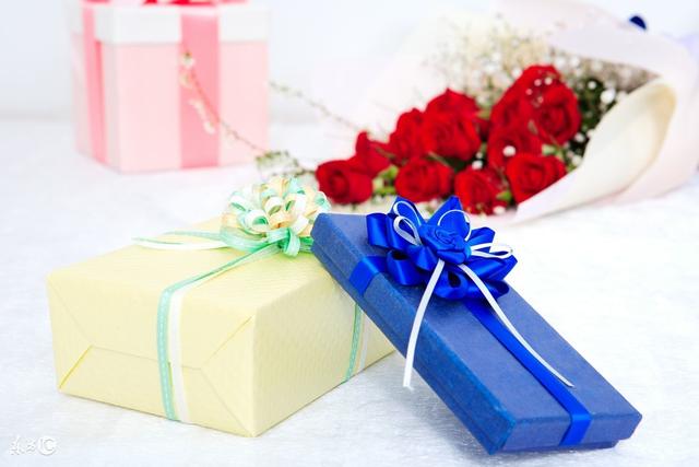 16岁的女孩子过生日送什么,女孩子过生日送什么东西比较好