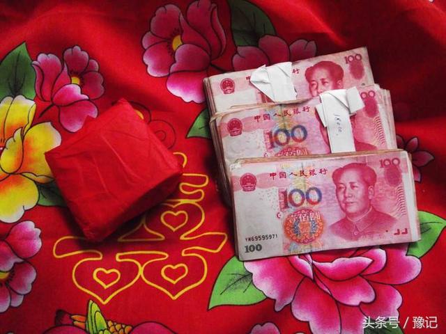 情人节送男友什么好又是一年“七夕”到，送啥礼物才能不踩雷？