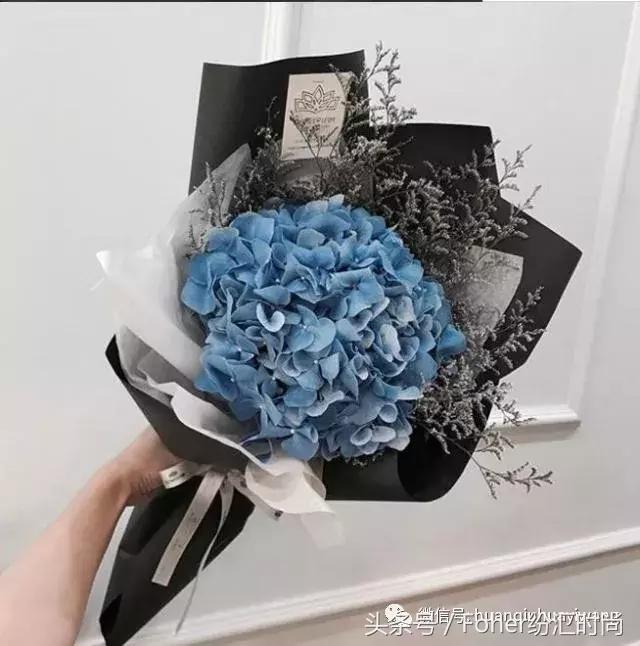 七夕送女朋友什么礼物好最有意义2018情人节送花攻略，比送玫瑰强一万倍~