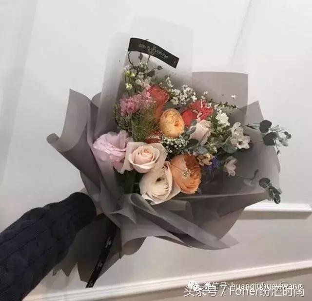 七夕送女朋友什么礼物好最有意义2018情人节送花攻略，比送玫瑰强一万倍~