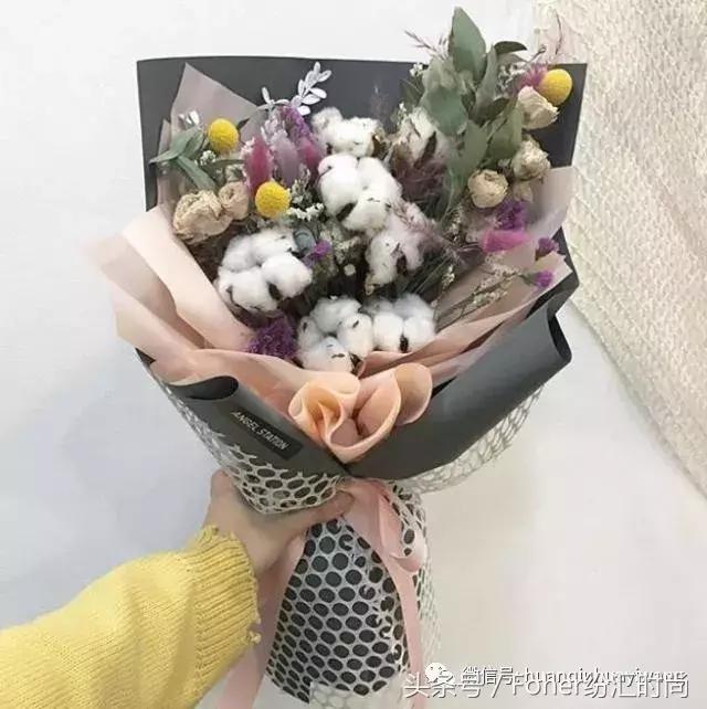 七夕送女朋友什么礼物好最有意义2018情人节送花攻略，比送玫瑰强一万倍~