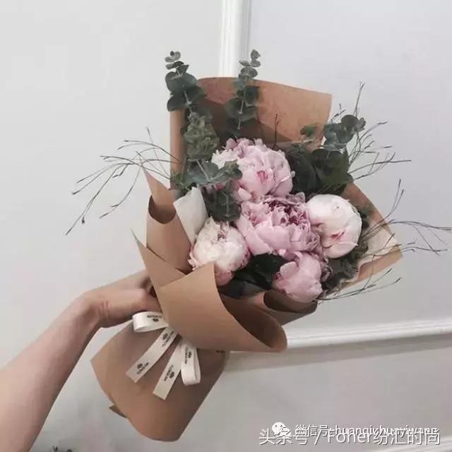 七夕送女朋友什么礼物好最有意义2018情人节送花攻略，比送玫瑰强一万倍~