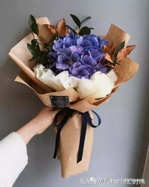 七夕送女朋友什么礼物好最有意义2018情人节送花攻略，比送玫瑰强一万倍~