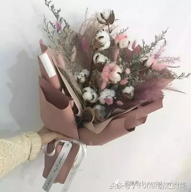 七夕送女朋友什么礼物好最有意义2018情人节送花攻略，比送玫瑰强一万倍~
