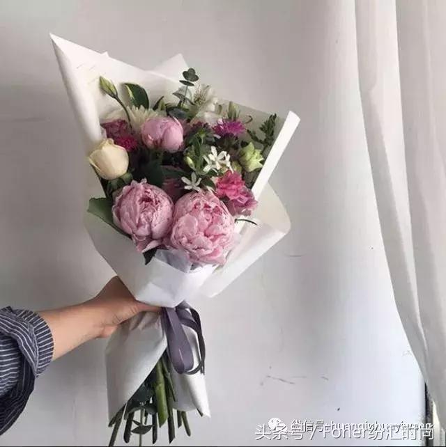 七夕送女朋友什么礼物好最有意义2018情人节送花攻略，比送玫瑰强一万倍~