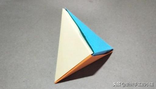 礼品盒怎么折,包正方形礼品盒有几种方法