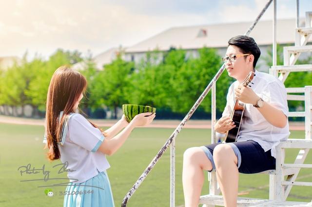 情人节送男生什么礼物2020最美情人节祝福语，浪漫深情，送给你最爱的人
