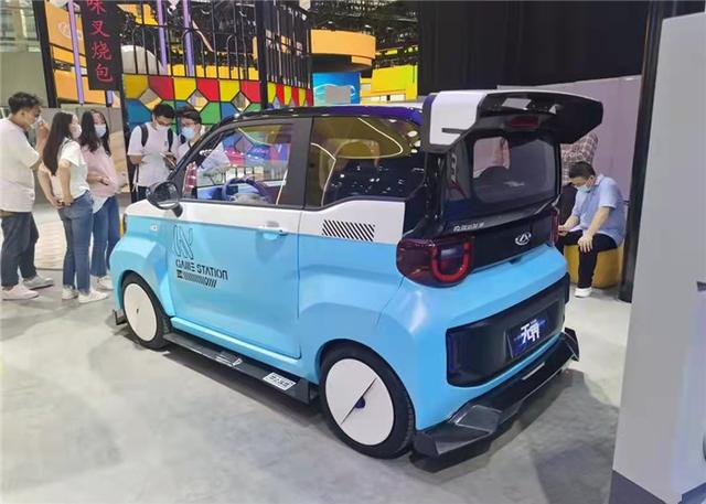 奇瑞QQ冰淇淋竞争宏光MINIEV，无界版和无界X版亮相，外观很酷炫