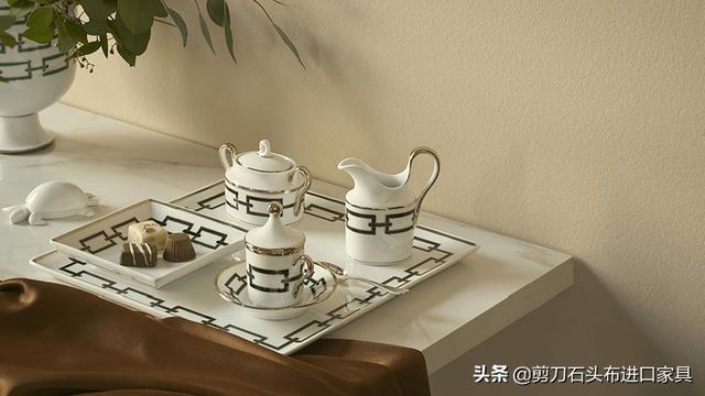 圣诞节送女朋友什么礼物_11