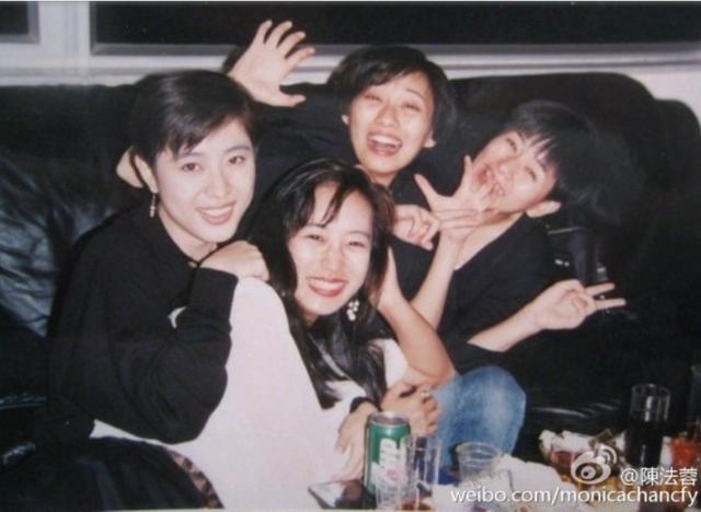 周星馳從她死後開始白頭，喜劇之王不婚背後，藏著一顆被刺痛的心 娛樂八卦吃瓜 第14张