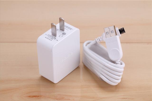 手机电池充不进电如何激活（电池激活简单方法）