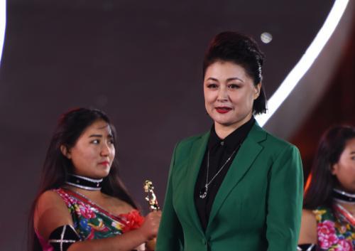 趙本山女兒都要出嫁了，50歲的於月仙為何還不要孩子？ 娛樂八卦吃瓜 第7张