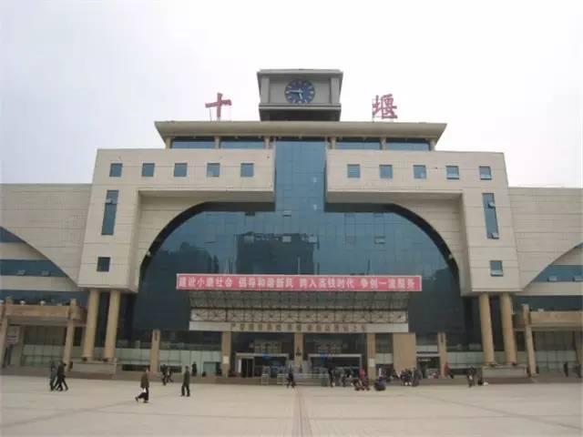 摆件家居饰品批发市场 精品装饰品批发市场