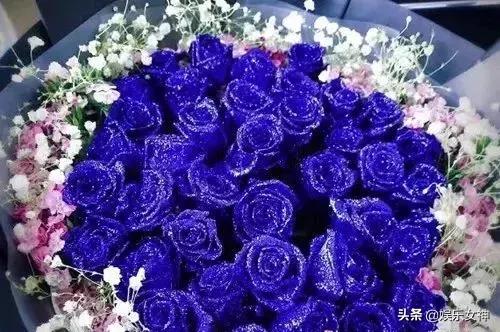 情人节送男友什么礼物今天2.14情人节，214漂亮玫瑰送给群里每位朋友~醉倒一批
