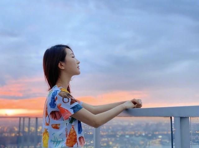 陳赫前妻許婧秀日常，曬全身照卻露出男友背影，無形中秀了把恩愛 娛樂八卦吃瓜 第1张
