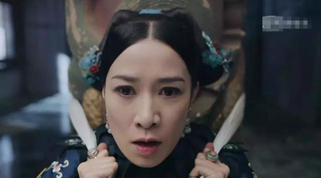 佘詩曼45歲再演少女，卻沒有一絲違和感，港女都不會老的嗎？ 娛樂八卦吃瓜 第6张