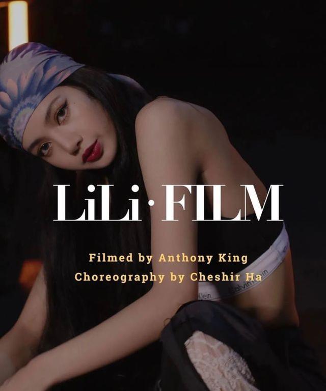 Lisa「辣妹穿搭」曝光，運動內衣配工裝褲秀蜂腰，歐美范十足 娛樂八卦吃瓜 第5张