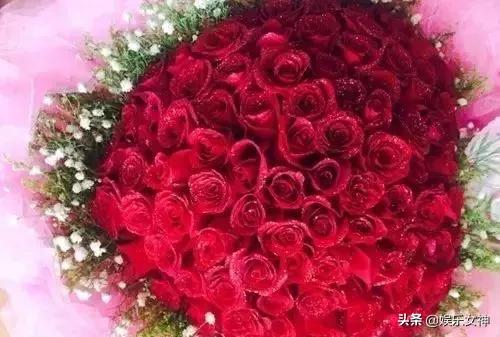 情人节送男友什么礼物今天2.14情人节，214漂亮玫瑰送给群里每位朋友~醉倒一批