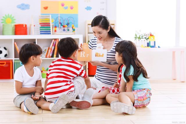 幼儿园小班教师寄语简短（幼儿园教师简短寄语大全）