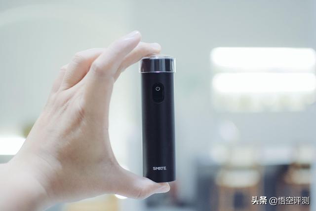 情人节要送什么礼物给男人的专属礼品：眉剃须刀探索家理容套装评测，居家出