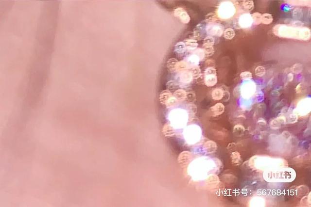 情人节送什么好新年又遇214情人节，选好礼物过年又过节