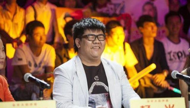 盲人楊光被罵滾出娛樂圈，從年入百萬到無人問津，到底發生了什麼 娛樂八卦吃瓜 第6张