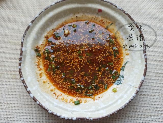 火腿腸不要直接吃，教你3種簡單做法，香辣又過癮，上桌就被掃光 熱愛美食 第3张