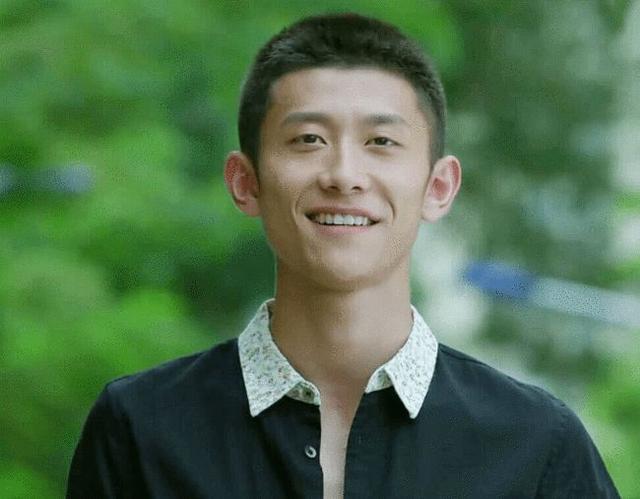 張一山情史：從被疑取向到被指出軌，他究竟是個怎樣的人？ 娛樂八卦吃瓜 第13张