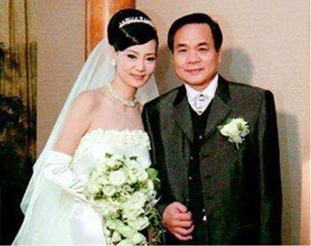 為渣男切子宮，一生無兒女，老公墜樓死亡，拍戲拍成了悲劇 娛樂八卦吃瓜 第13张