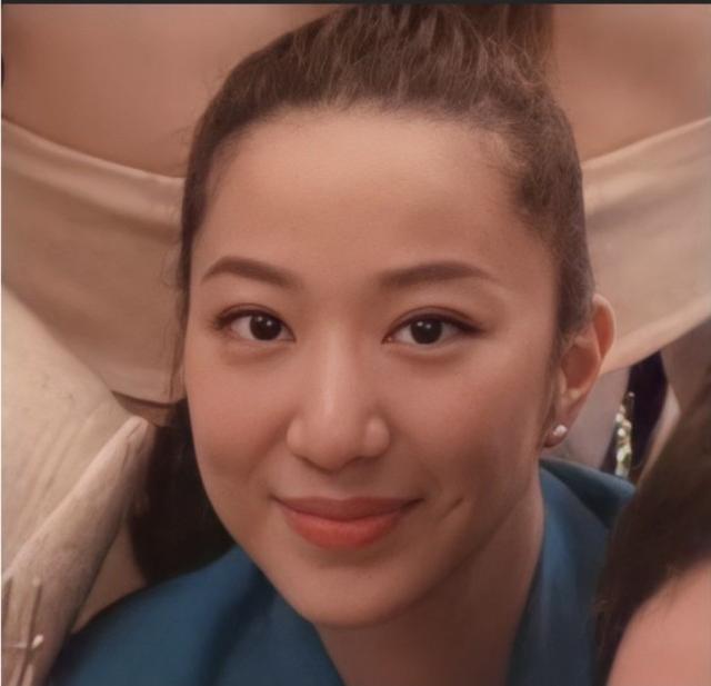 甄子丹妻子排場大，生日有關之琳到場陪伴，穿禮服慶祝很隆重 娛樂八卦吃瓜 第3张