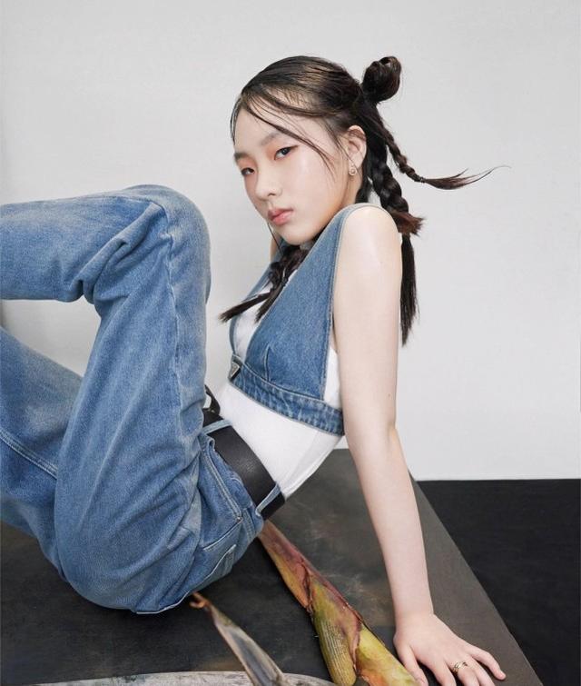 小S女兒又拍時尚雜志，長了張超模臉成雜志常客，資源比明星還好 娛樂八卦吃瓜 第5张