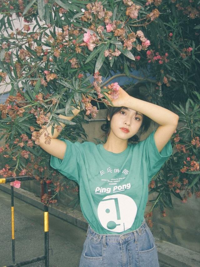 沈月比從前美太多！美照仍舊充滿日系風，穿闊腿褲明顯瘦了不少 娛樂八卦吃瓜 第7张