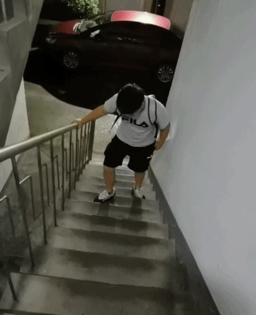 肌肉小伙練腿過猛，癱軟倒地，網友：慘不忍睹 健身減肥達人 第26张