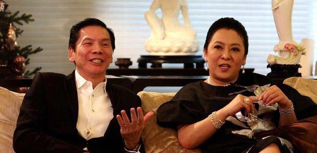 向華強舍8611萬元拍鑽石給向太陳嵐，一生一世一雙人 娛樂八卦吃瓜 第10张
