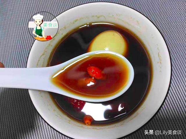 情人节送男朋友什么礼物好特殊时期过情人节，男人给女人做这碗糖水，驱寒暖