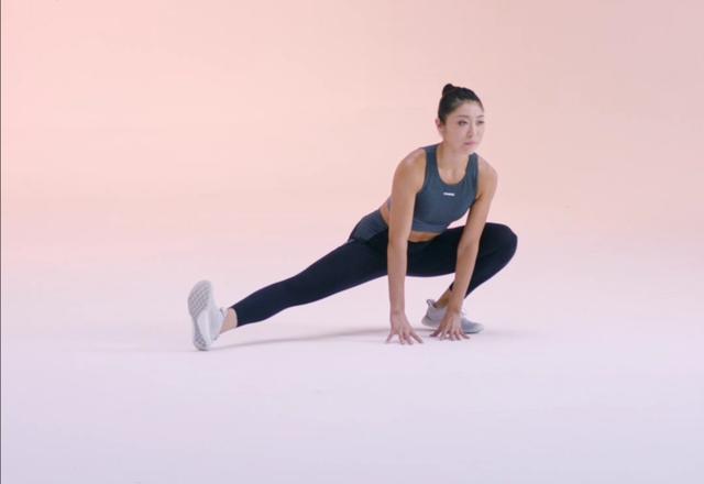 純真無邪、青春無敵，00後的她，美腿誘人，真是迷人的小妖精 街拍正妹 第8张