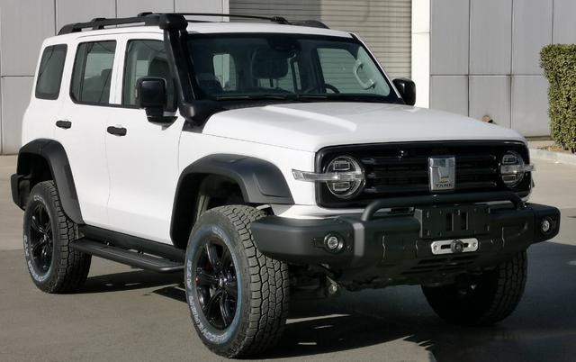 坦克300换“新车标”？霸气硬朗的造型设计，或将成“爆款”