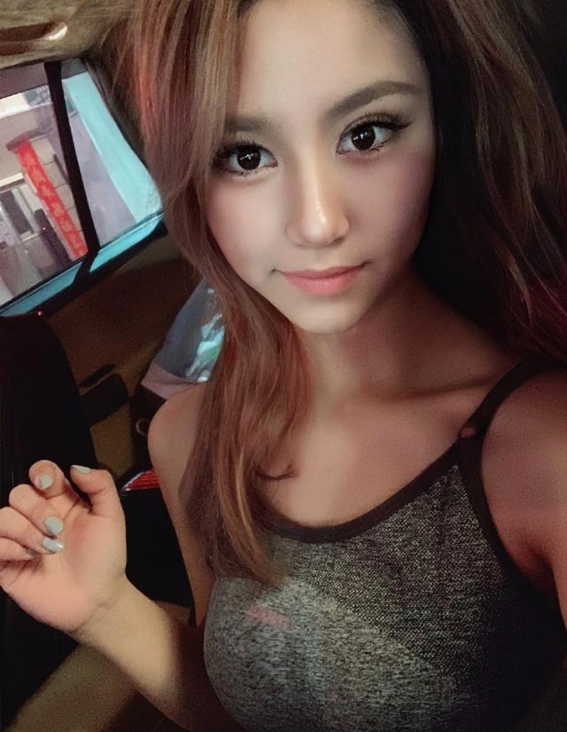 馬甲線，前凸後翹，性感身材，23歲妹子美女通過健身練出好身材 健身減肥達人 第4张