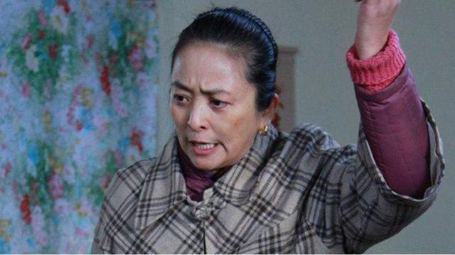 一婚嫁日本二婚嫁美國三婚法國，誓死不嫁中國男人的李勤勤怎樣了 娛樂八卦吃瓜 第9张