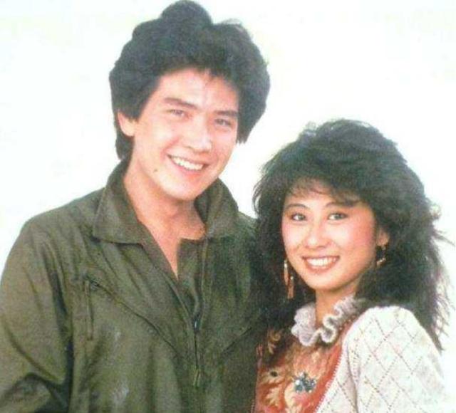 「瀟灑歌後」搶閨蜜老公、對抗黑社會，她究竟是尤物，還是綠茶？ 娛樂八卦吃瓜 第4张