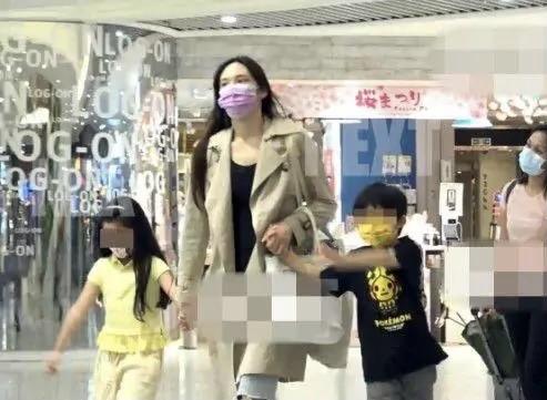 吳佩慈生四胎後首露面，再次恢復纖瘦身材，外型哪像四個孩子的媽 娛樂八卦吃瓜 第4张