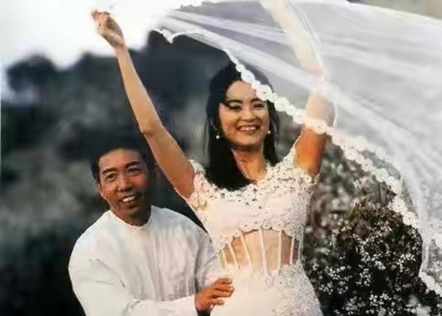 網爆林青霞丈夫有私生子！僅有兩女兒的婚姻中，27年過後何去何從 娛樂八卦吃瓜 第5张