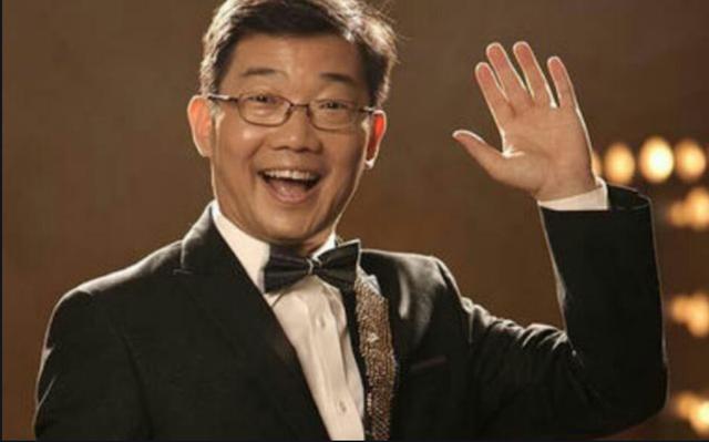 黃家駒念成「黃家狗」，只為博得觀眾一笑，卻毀掉自己的職業生涯 娛樂八卦吃瓜 第2张