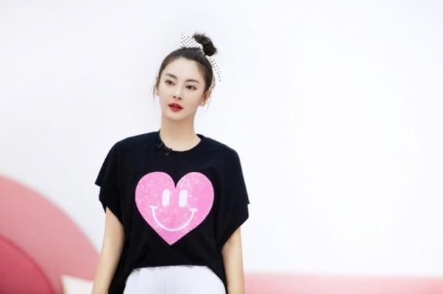 張雨綺不愧大眾女神，長了張御姐臉卻有顆少女心，網友：太反轉了 娛樂八卦吃瓜 第2张