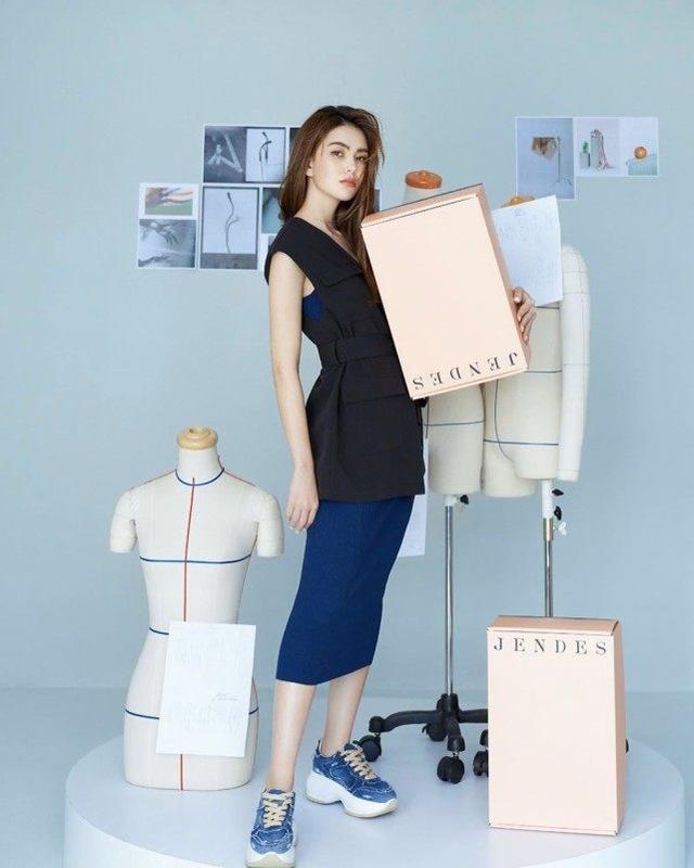 「美人胚子」昆凌拍寫真，為自創品牌代言，做天王嫂還不忘搞副業 娛樂八卦吃瓜 第4张