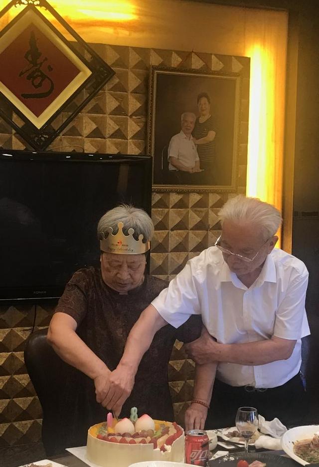 送女朋友礼物排行榜_8