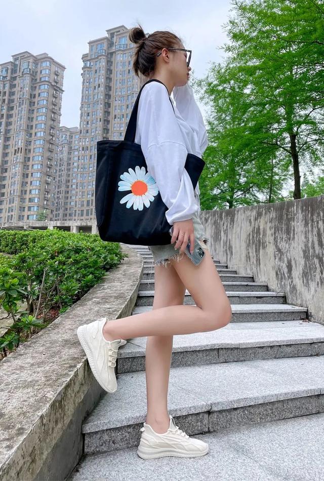 鬼才发明！这双暴雨蹦迪都不湿的空调鞋，舒服得能上天！轻盈到要“起飞”，