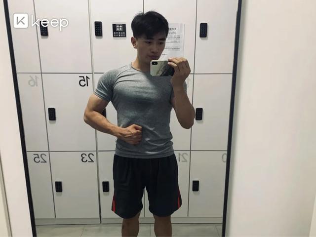 本人健身兩年變化，發生在自己身上的事情。別人的永遠是別人的。 健身減肥達人 第8张