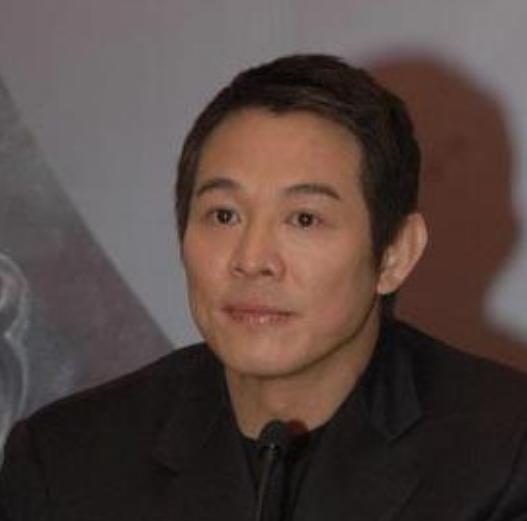 李連傑大火後，請大哥做助理年薪120萬，為啥二哥還在農村種地？ 娛樂八卦吃瓜 第29张